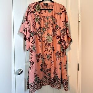 K177 Angie floral kimono Medium